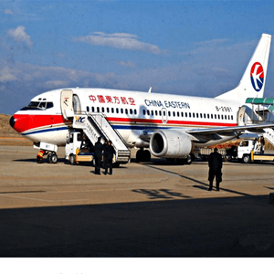 阿荣航空邮寄航空快运业稳步发展的原因是什么？